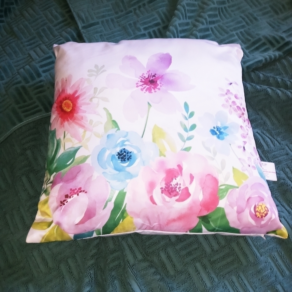 New Nice Cushion Floral with Zipper